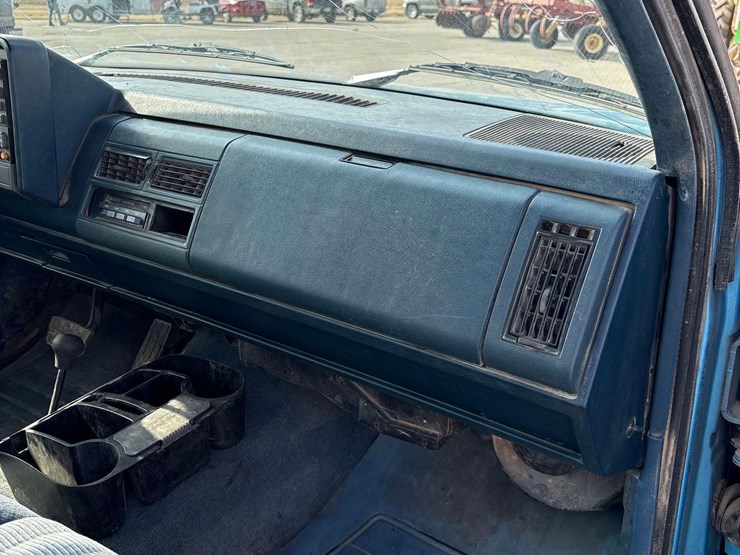 1994-chevrolet-silverado-1500-image-56