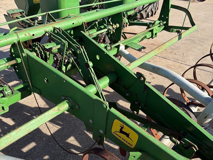 john-deere-1240-image-20