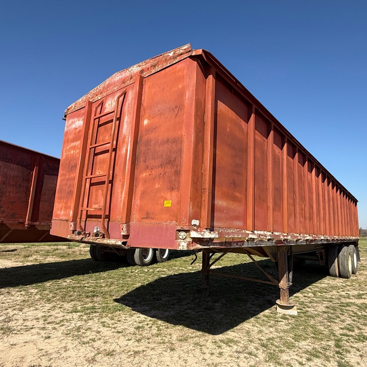 1965 TRAILMOBILE TRAILER