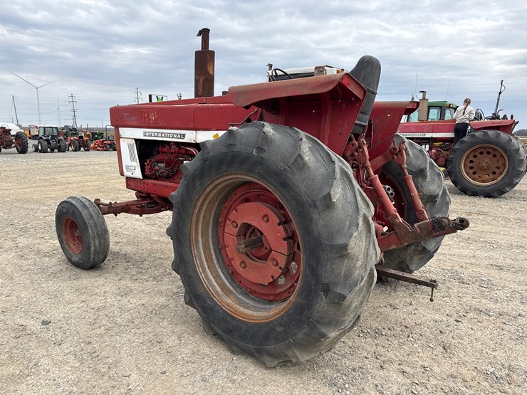 international-1400-image-5