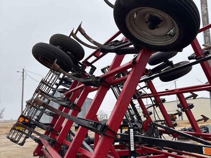 2011-case-ih-200-image-7