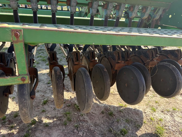 john-deere-455-image-25