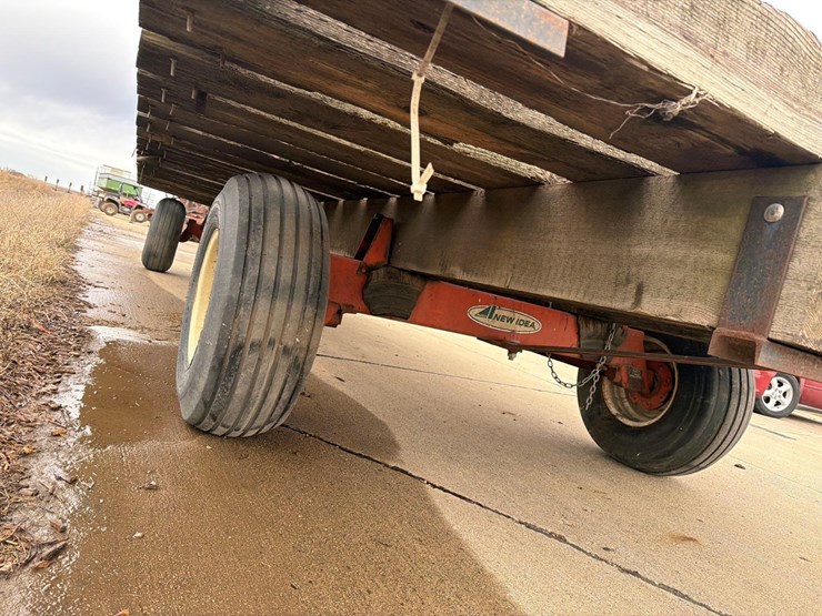 9ft-x-24ft-wood-flatbed-image-14