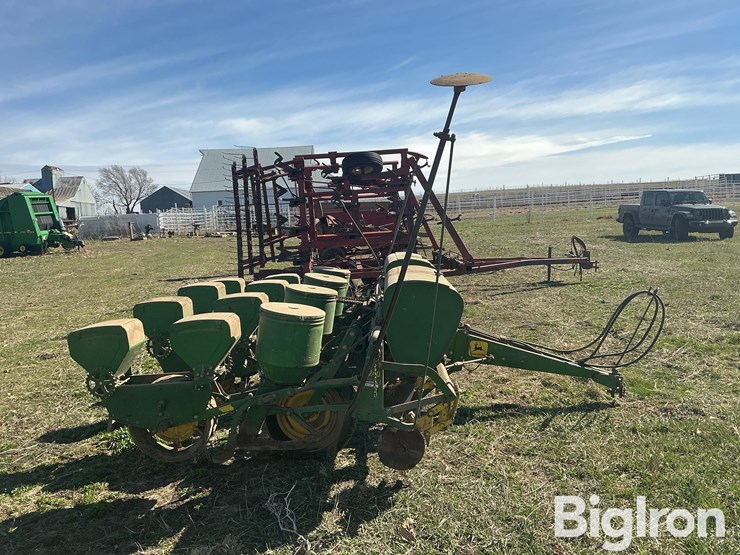 john-deere-1240-image-4