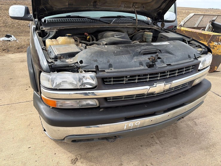 2001-chevrolet-1500-image-32