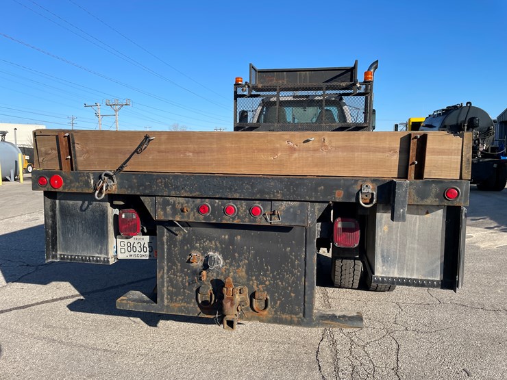 2009-ford-f750-xlt-image-6