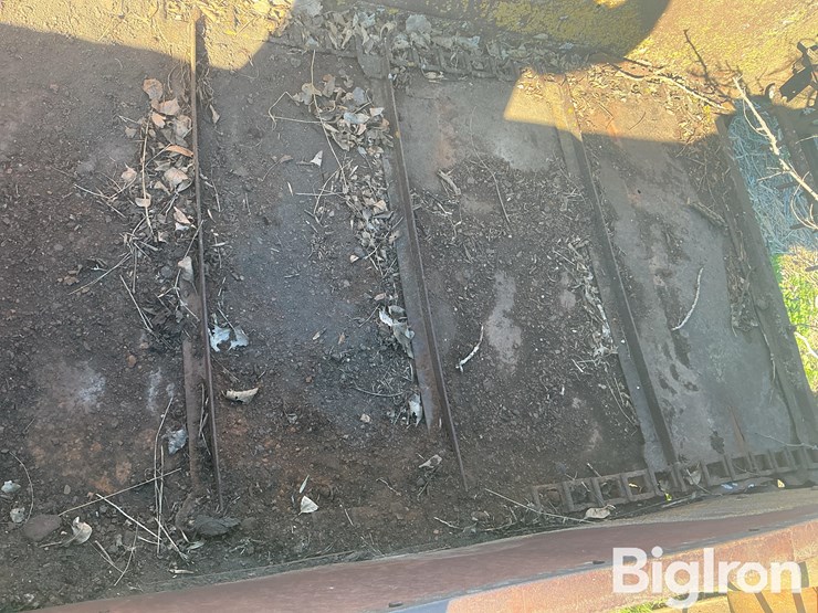 john-deere-manure-spreader-image-18