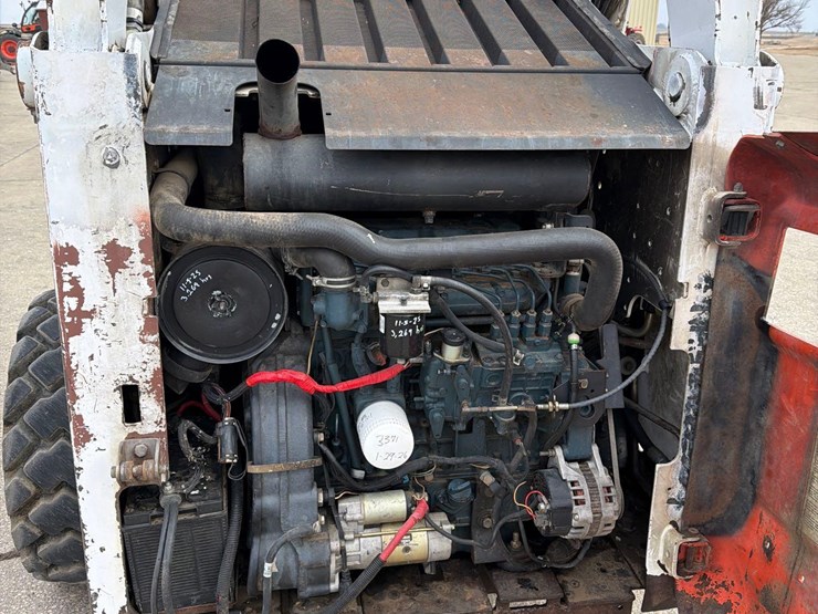 bobcat-s300-image-22