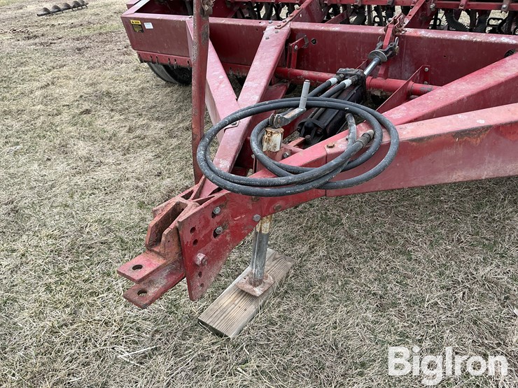 international-5100-image-10