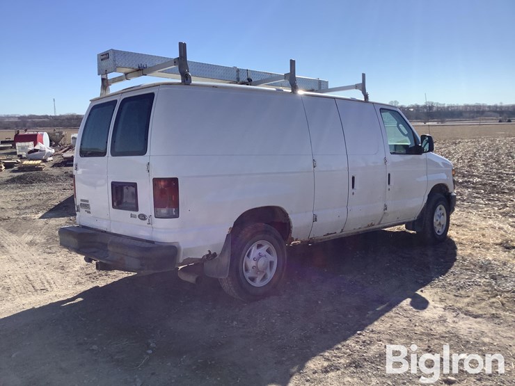 2013-ford-e250-image-5
