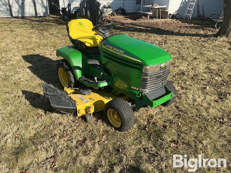 john-deere-345-image-3