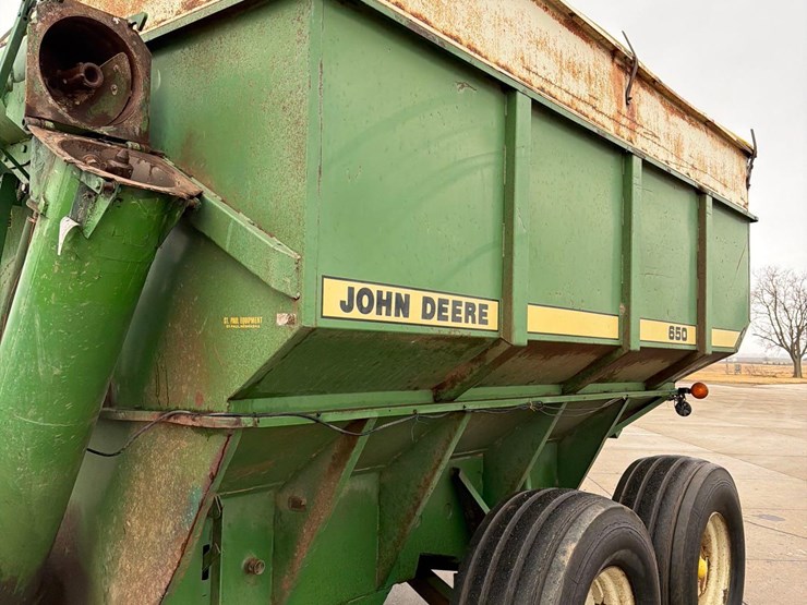 john-deere-650-image-17