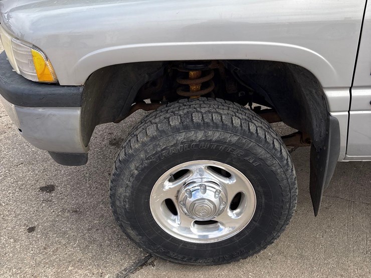 2001-dodge-ram-2500-image-9