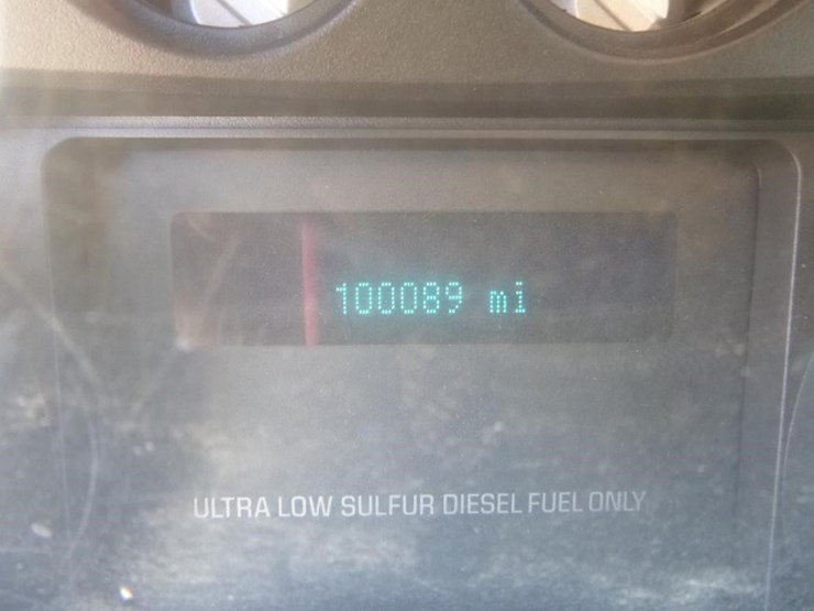 2012-ford-f550-image-22