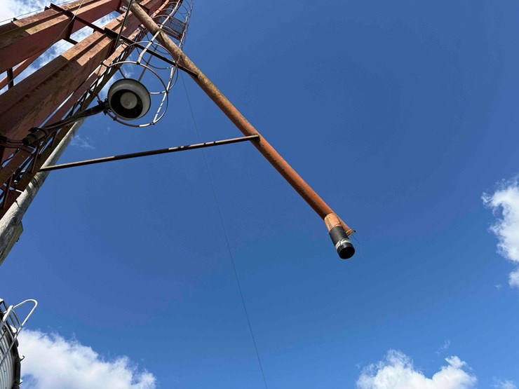 grain-leg-w-downspouts-image-5