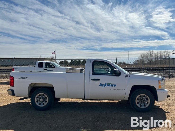 2008-chevrolet-express-1500-image-4