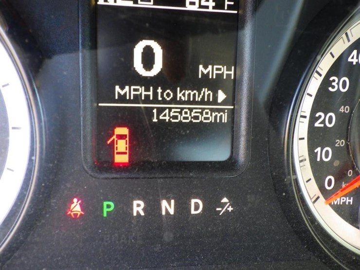 2015-dodge-2500-image-14