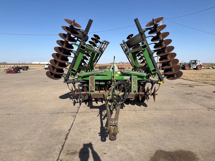 john-deere-630-image-2