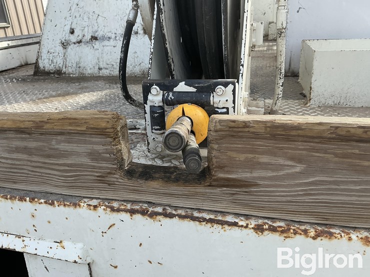 2005-international-durastar-4400-image-15