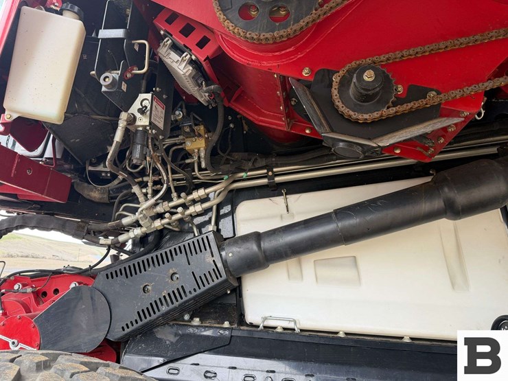 2020-case-ih-8250-image-31