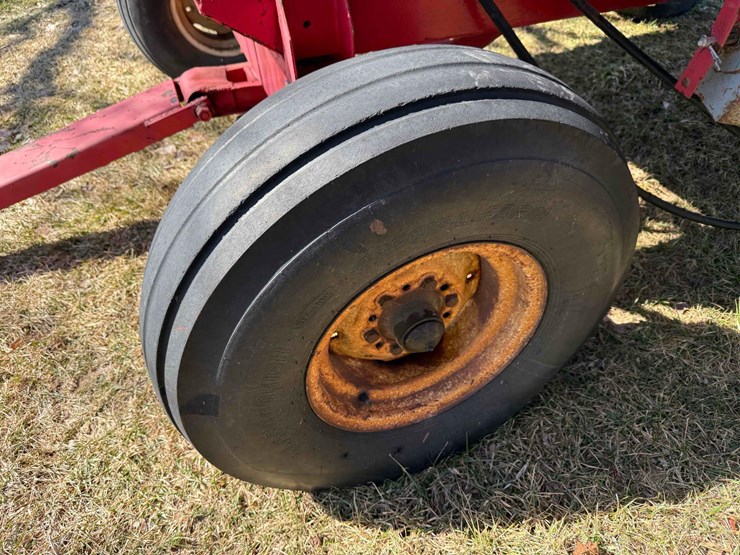 gravity-wagon-with-auger-image-8