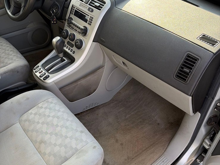 2006-chevrolet-equinox-image-38