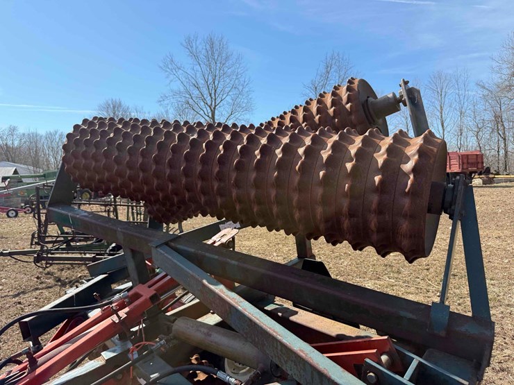 brillion-x-fold-25’-packer-image-4