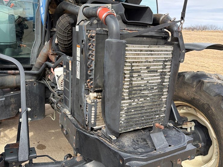 2011-new-holland-t6030-plus-image-55