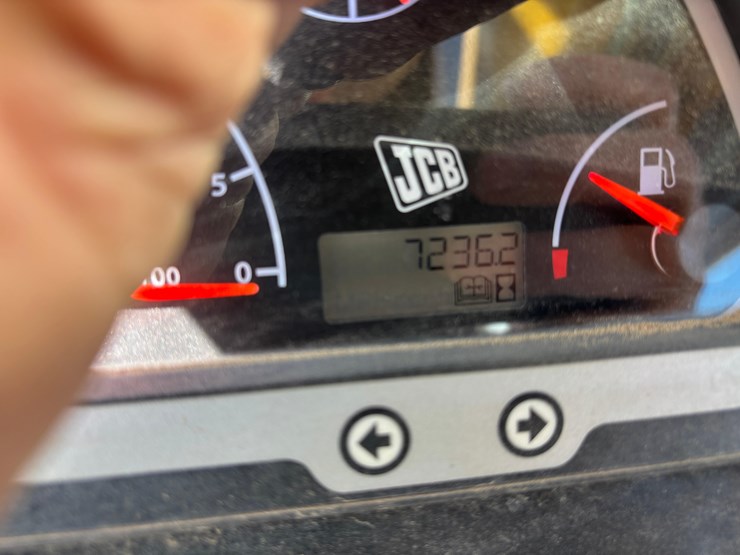 jcb-507-42-image-10