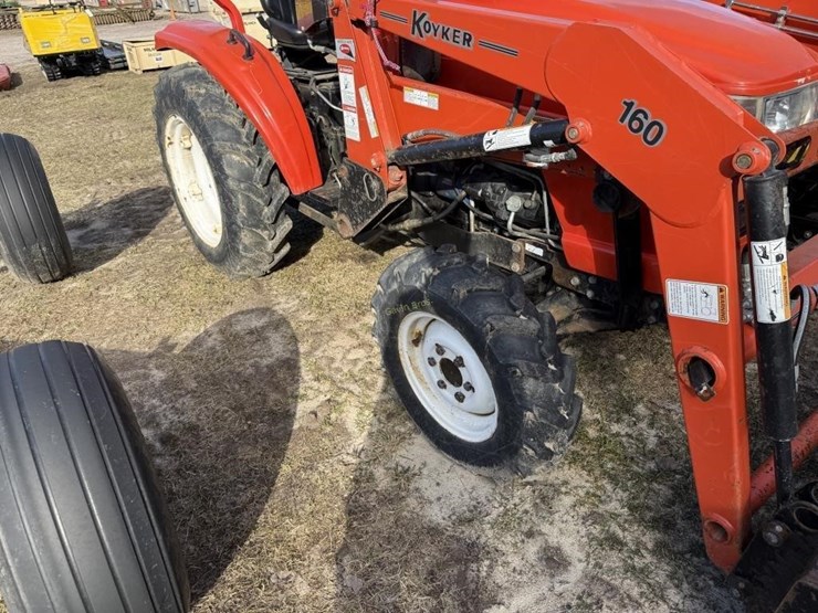 jm-354le-tractor-with-koyker-loader-image-5