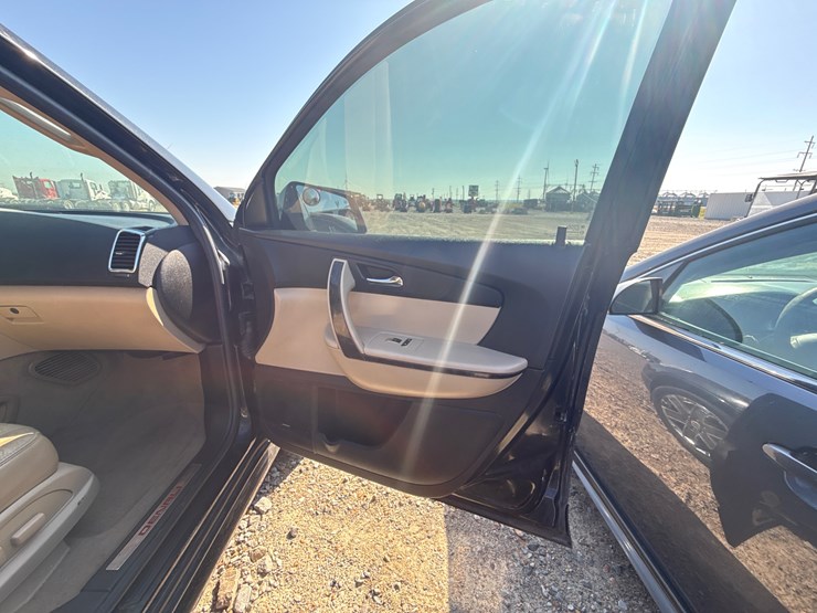 2011-gmc-acadia-image-20