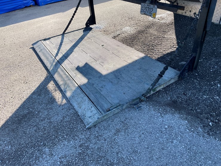 2006-caterpillar-c7-image-35