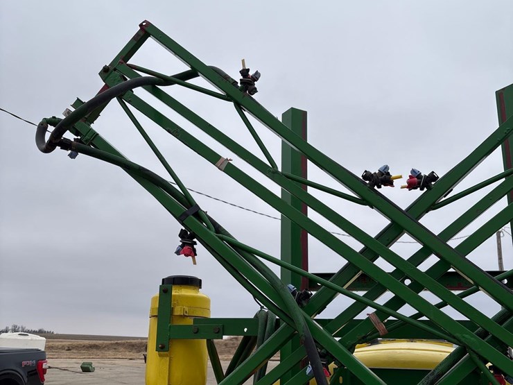 500-gallon-pull-type-sprayer-image-21