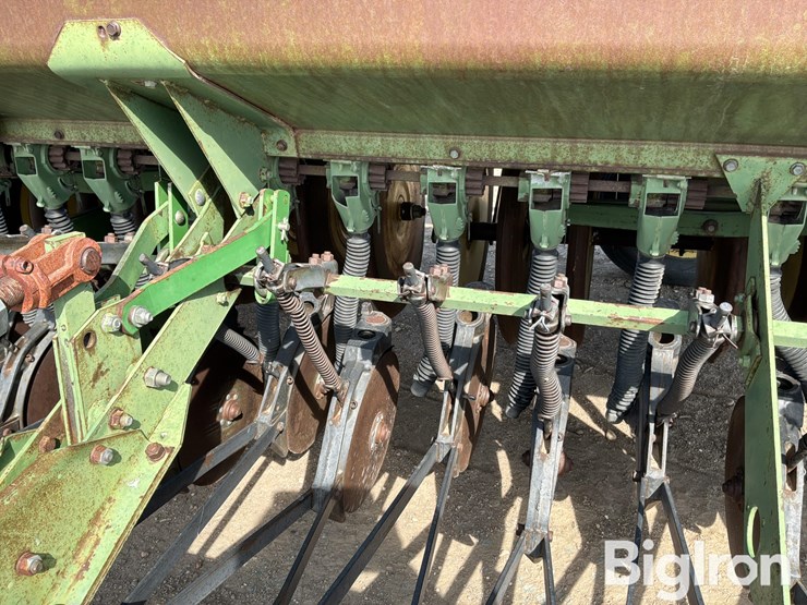 john-deere-9300-image-12