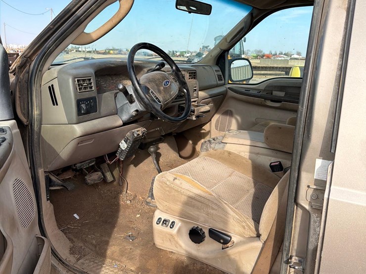 2004-ford-f250-image-27