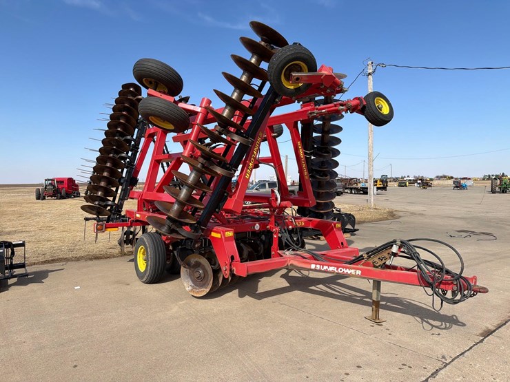 2008-sunflower-1435-image-2