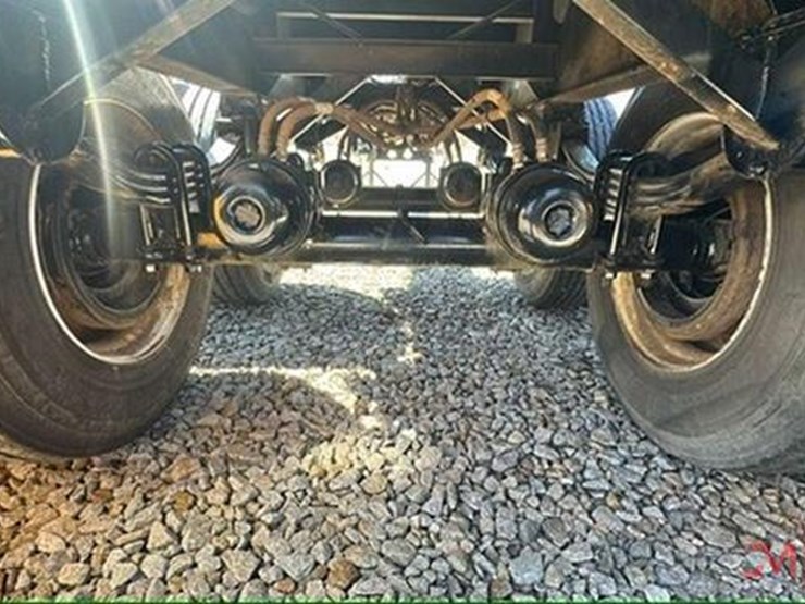 2023-manac-log-trailer-image-24