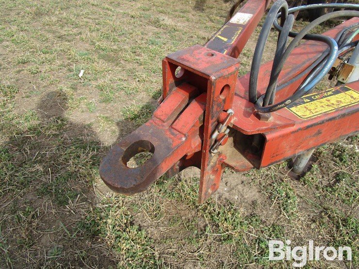 hesston-2210-image-9