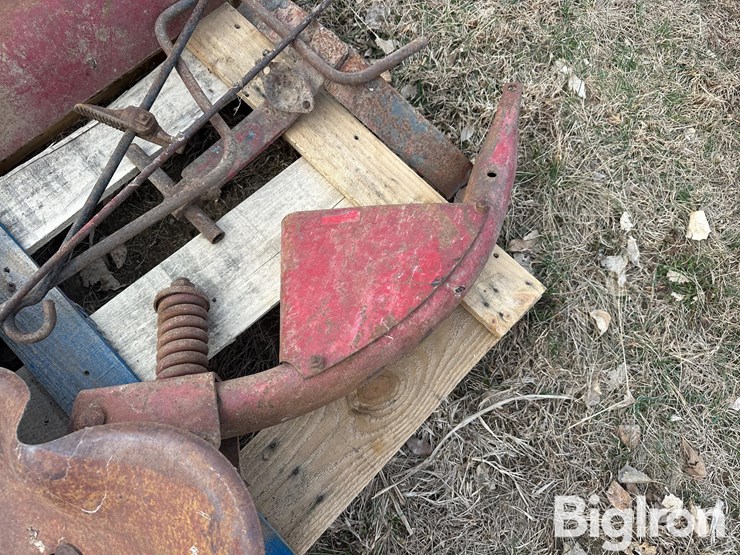 international-h-image-10