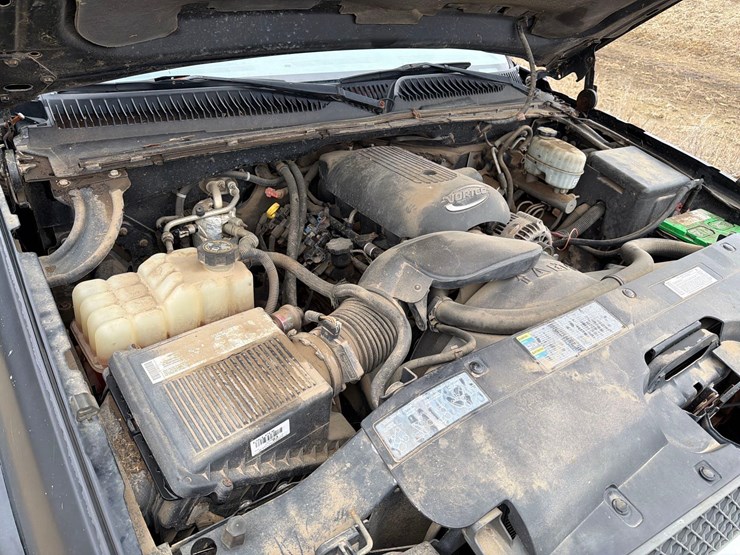 2004-chevrolet-2500-image-46