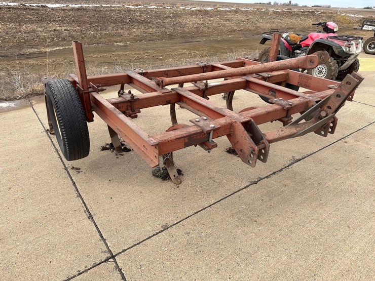 bush-hog-10-shank-chisel-plow-image-1