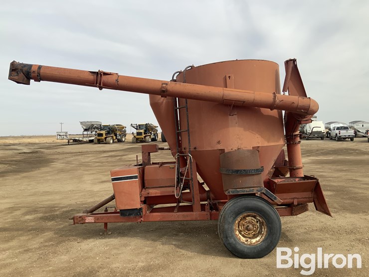 international-1250-image-8