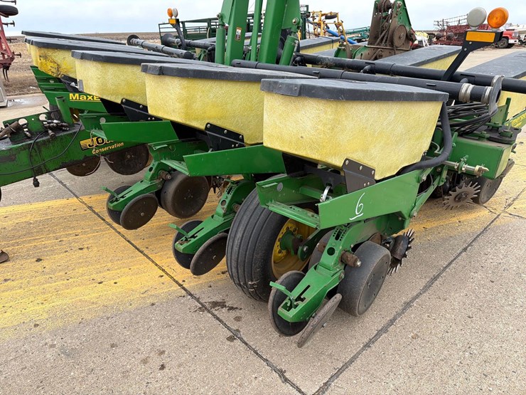 john-deere-1760-image-14