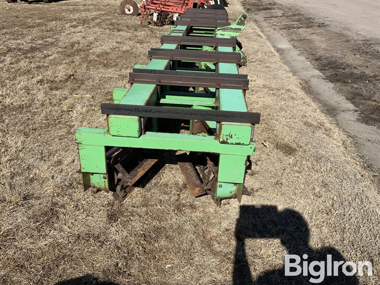 besler-540830-8r30-stalk-chopper-image-4