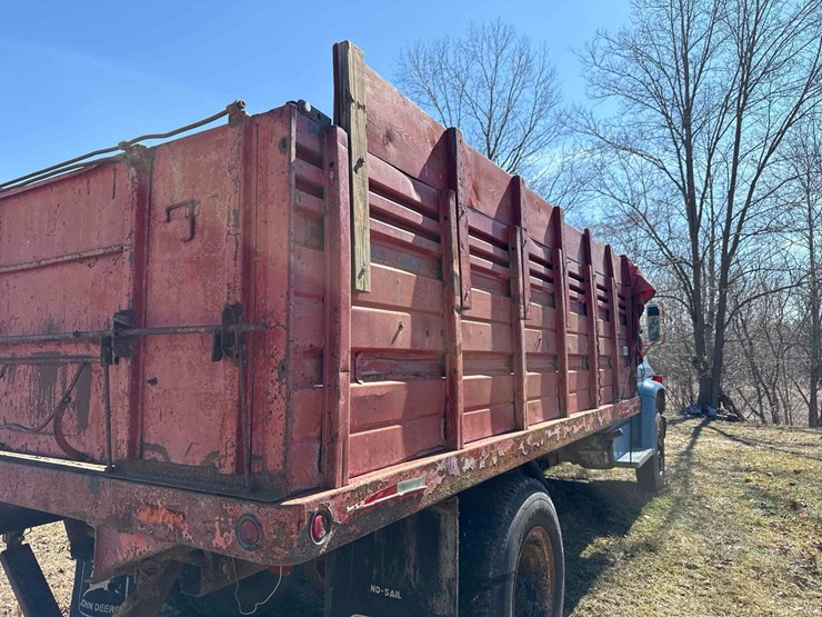 1977-chevrolet-custom-deluxe-image-30