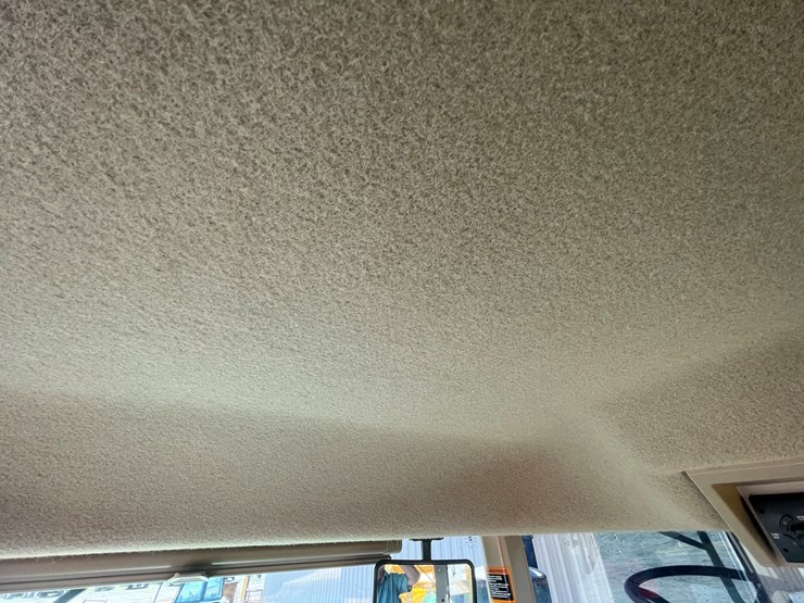 2011-john-deere-9430-image-40