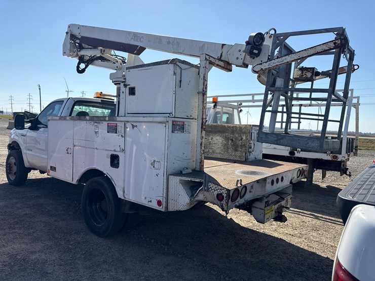 2007-ford-f550-image-4