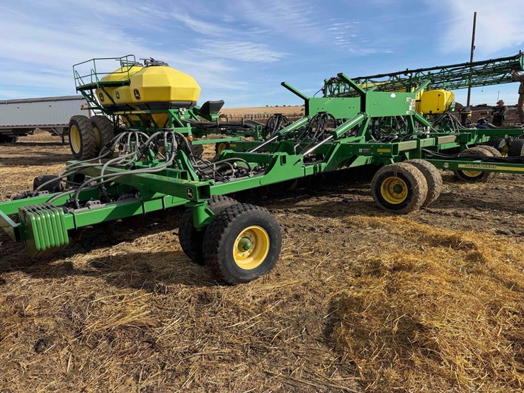 2011-john-deere-1890-image-10