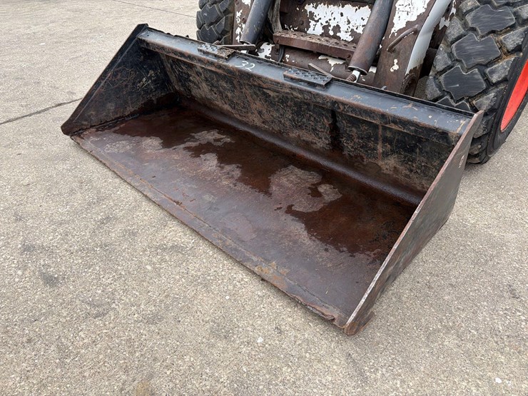 bobcat-s300-image-10