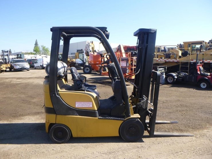 yale-glc30-forklift-image-7